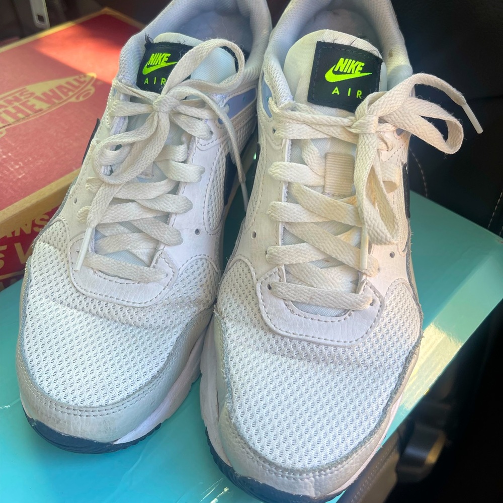 Nike Shoes (Women’s)